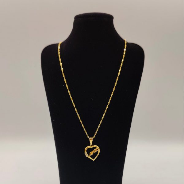 "Colgante Corazón con la Palabra ""Amor"" y Circonitas en Oro 18K "