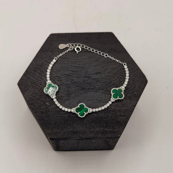Pulsera de plata estilo riviera con 3 flores malaquita