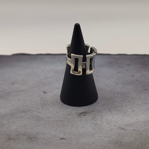 Anillo estilo muralla de plata