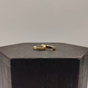 Pendiente Aro Estilo Versace – 18K