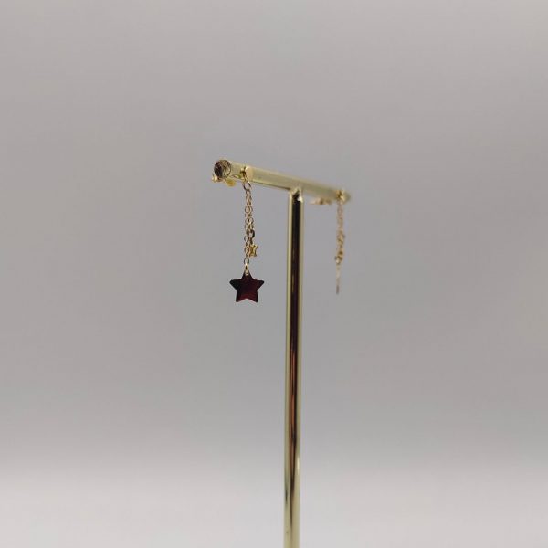 Pendiente Colgante con Estrellas – 18K
