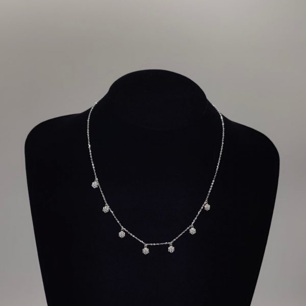 Collar de Plata con Florecitas de Circonitas