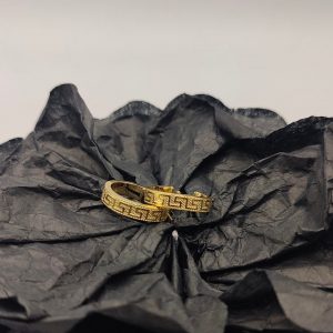 Pendiente de Aro Estilo Versace con Cara de Medusa – 18K