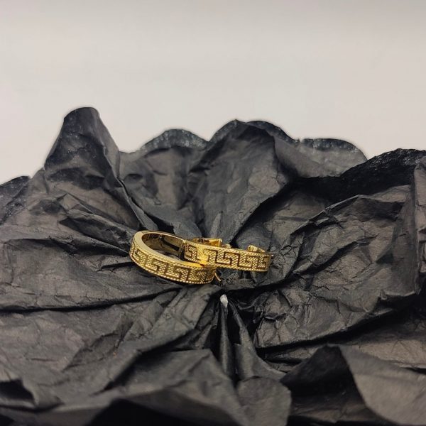 Pendiente de Aro Estilo Versace con Cara de Medusa – 18K