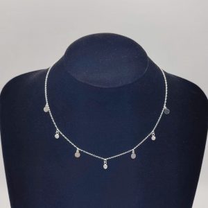 Collar con Charms de Circonita Blanca y Formas Redondas con Cadena Rolo de Plata