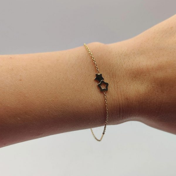 Pulsera Rolo con Dos Estrellas en el Centro – 18K
