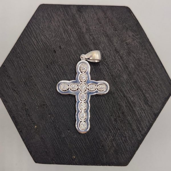 Colgante Cruz Redonda con Circonitas – Plata