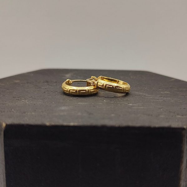 Pendiente de Aro Estilo Versace – 18K