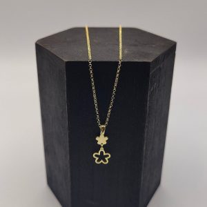 Collar de Cadena Rolo con Colgantes de Flores en Plata Dorada