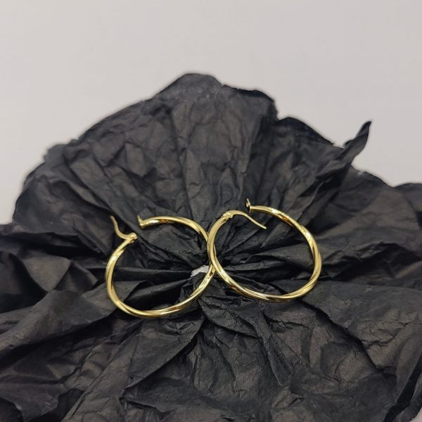 Pendiente Aro Ligeramente Rizado – 18K