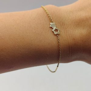 Pulsera Rolo con Dos Estrellas en el Centro – 18K