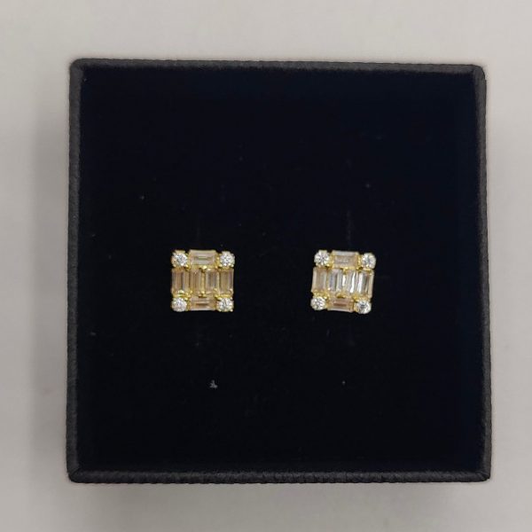 Pendientes cuadrados con circonitas estilo baguette