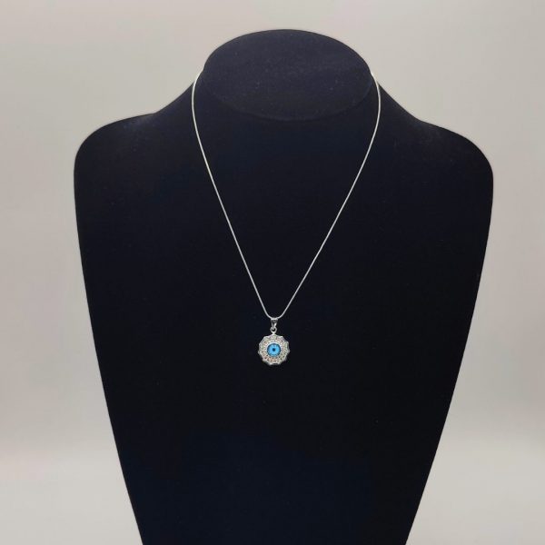 Colgante Flor con Circonitas y Ojo Turco en el Centro – Plata