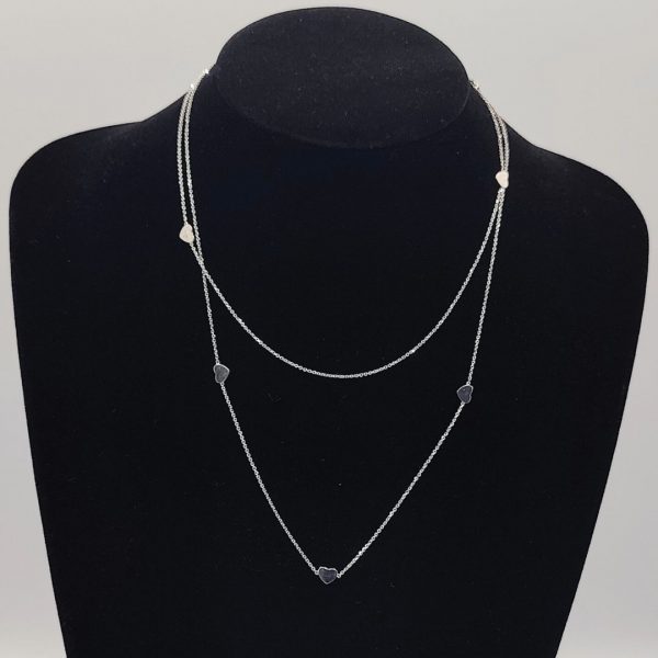 Collar Largo con Corazones de Plata
