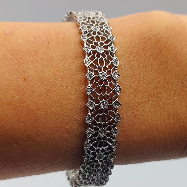 Brazalete de Plata con Dibujo Trocado y Circonitas