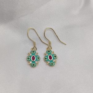 Pendiente colgante de flor en esmalte verde con circonitas