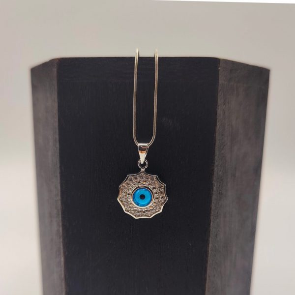 Colgante Flor con Circonitas y Ojo Turco en el Centro – Plata