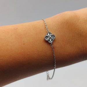Pulsera de Plata Estilo Flor Van Cleef