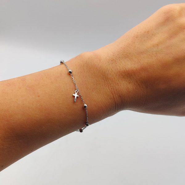 Pulsera de Bolitas de Plata con Cruz Colgante