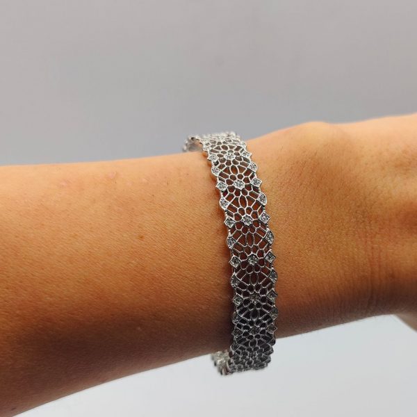 Brazalete de Plata con Dibujo Trocado y Circonitas