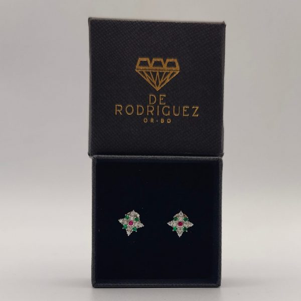 Pendiente en forma de estrella con circonitas multicolor
