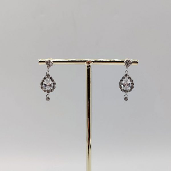 Pendiente colgante estilo vintage en forma de gota con circonitas