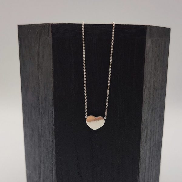 Collar de Plata con Colgante de Corazón – Cadena Rolo de Plata