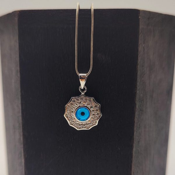 Colgante Flor con Circonitas y Ojo Turco en el Centro – Plata