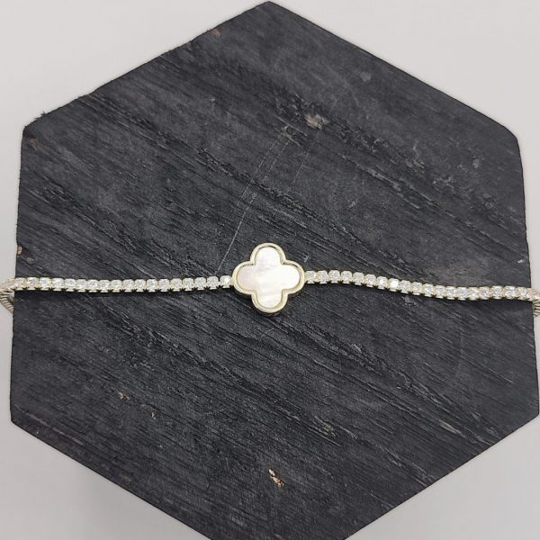 Pulsera Estilo Riviera de Plata Dorada con Circonitas Blancas y Flor Van Cleef en Nácar
