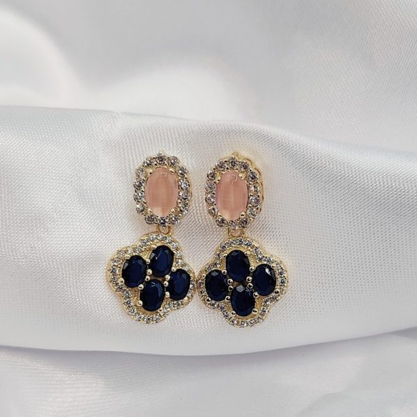 Pendientes colgantes de plata dorada con circonitas rosas y azules