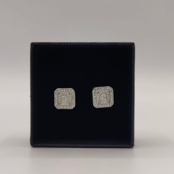 Pendiente cuadrado de plata con circonitas