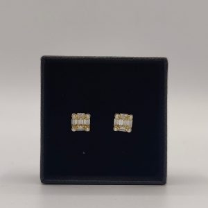 Pendientes cuadrados con circonitas estilo baguette