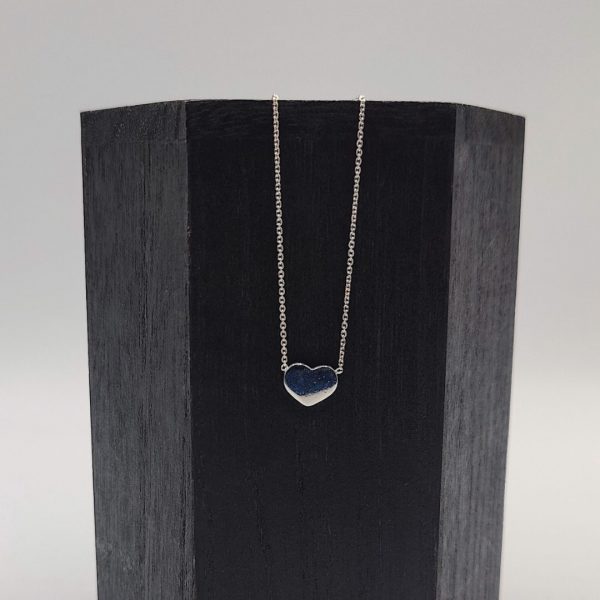 Collar de Plata con Colgante de Corazón – Cadena Rolo de Plata