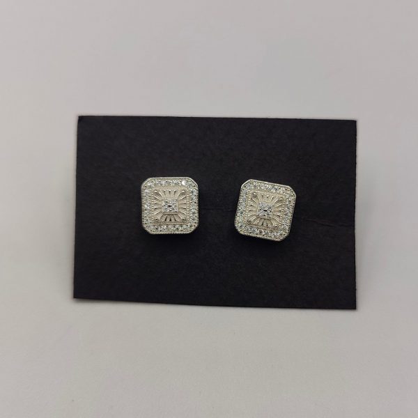 Pendiente cuadrado de plata con circonitas