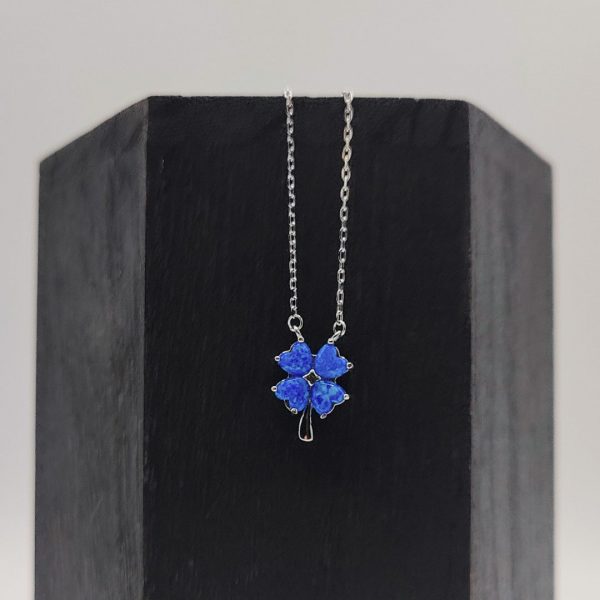 Collar con colgante trevor de ópalo azul y cadena rolo de plata