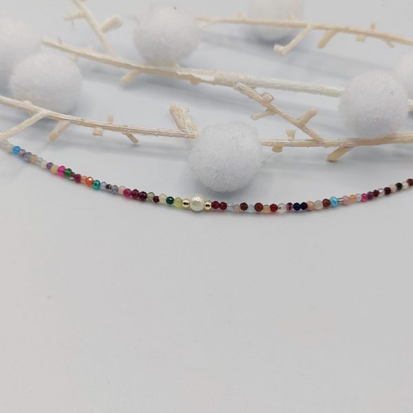 Pulsera de Plata Dorada con Piedras de Colores y una Perla
