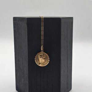 Medalla Virgen de Montserrat y Jesús del Sagrado Corazón en Oro de 18K