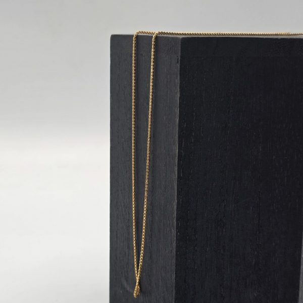 Cadena Rolo con Eslabones Pegados de 60 cm y 1 mm en Oro de 18K