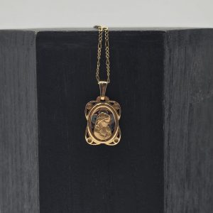 Medalla de Comunión en Oro de 18K