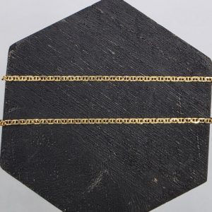Cadena Barbada de 67 cm y 2 mm Medio Maciza en Oro de 18K
