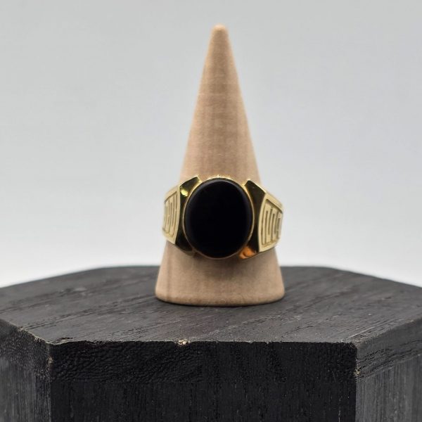Anillo Sello con Piedra de Onix en Oro de 18K