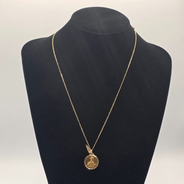 Medalla Virgen de las Angustias en Oro de 18K