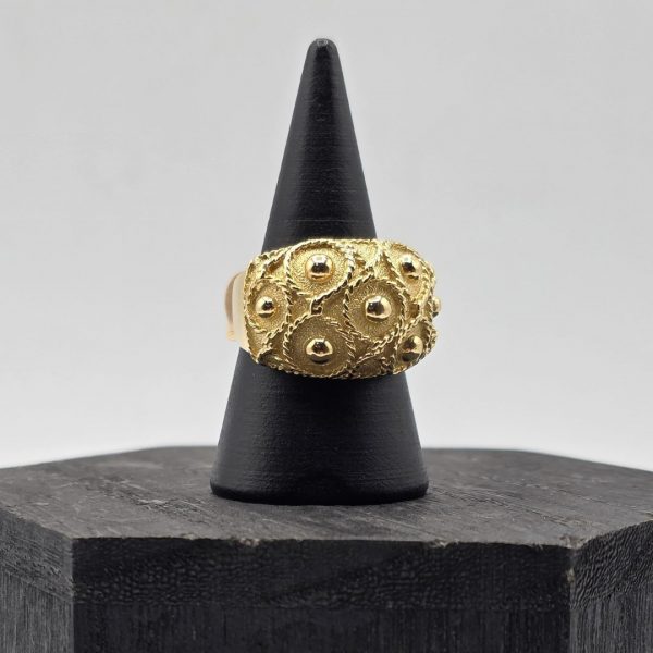 Anillo con 3 Filas de Bolitas en Oro Blanco, Oro Rosa y Oro Dorado de 18K