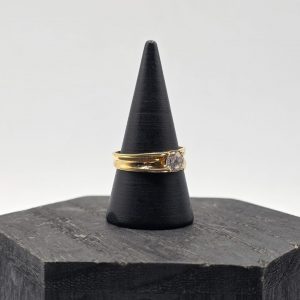 Anillo Sortija con Circonita en Oro de 18K