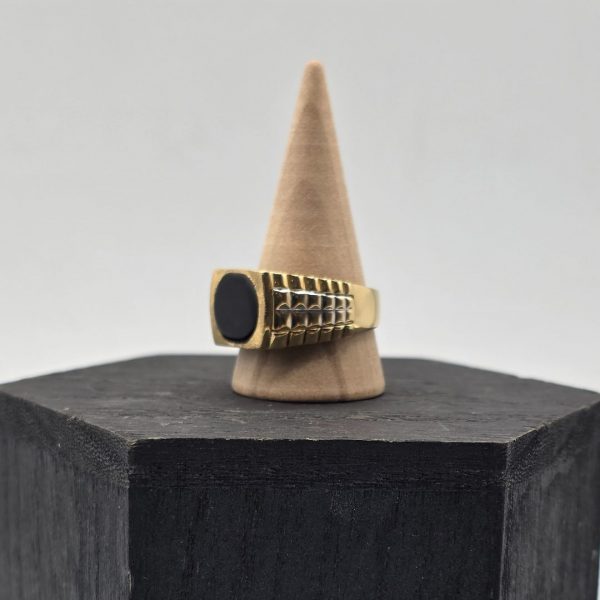 Anillo Sello con Piedra de Onix en Oro de 18K