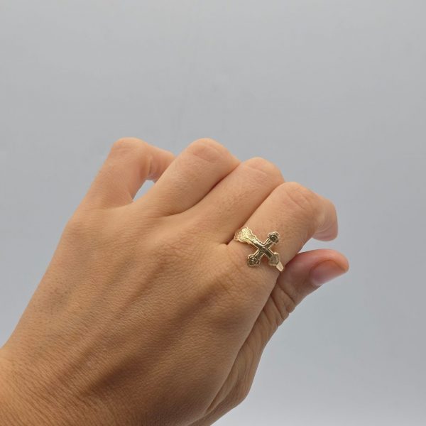 Anillo Cruz en Oro de 18K