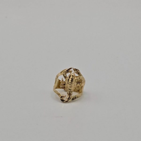 Anillo Escorpión en Oro de 18K