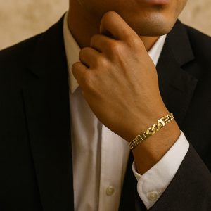 Pulsera Cubana con Intervalos de una Cubana y Otras de Dos en Oro de 18K (21,5 cm y 6 mm)