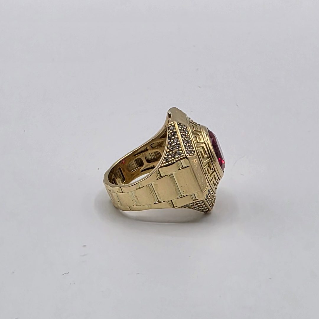 Sello con Circonita Roja Estilo Versace y Detalles en Circonitas Blancas 18K