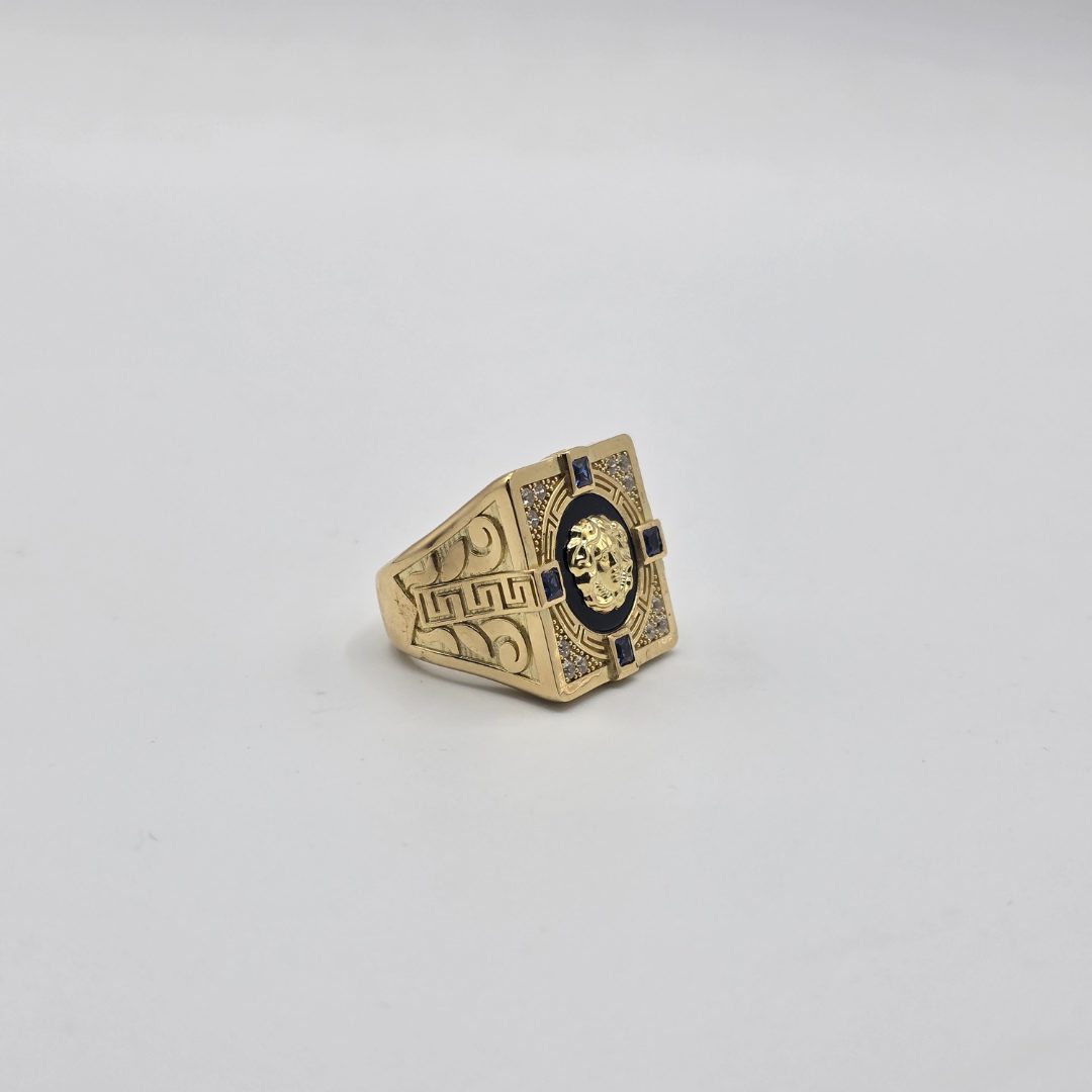 Anillo Sello Cuadrado con Circonitas Azules y Cara de Versace 18K